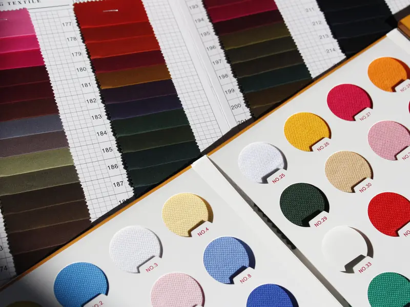 Fabric colour swatch cards